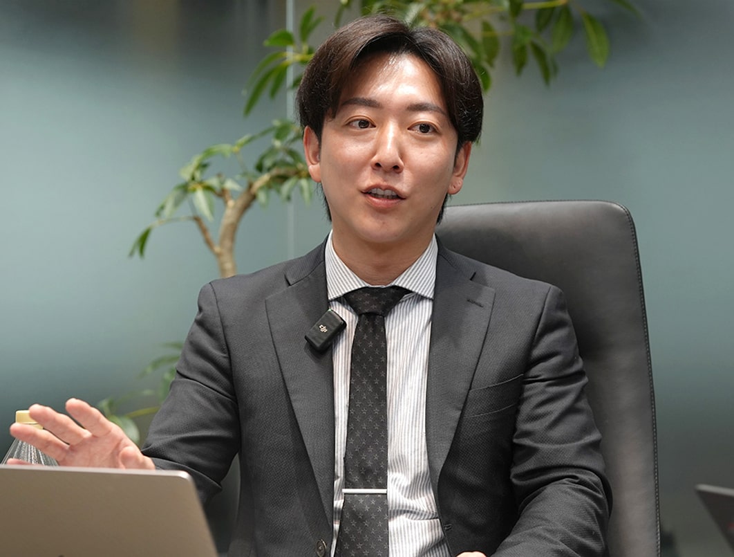 代表取締役