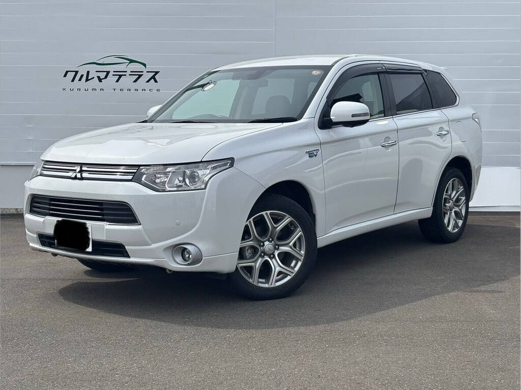 三菱 アウトランダーPHEV 納車写真 フロント