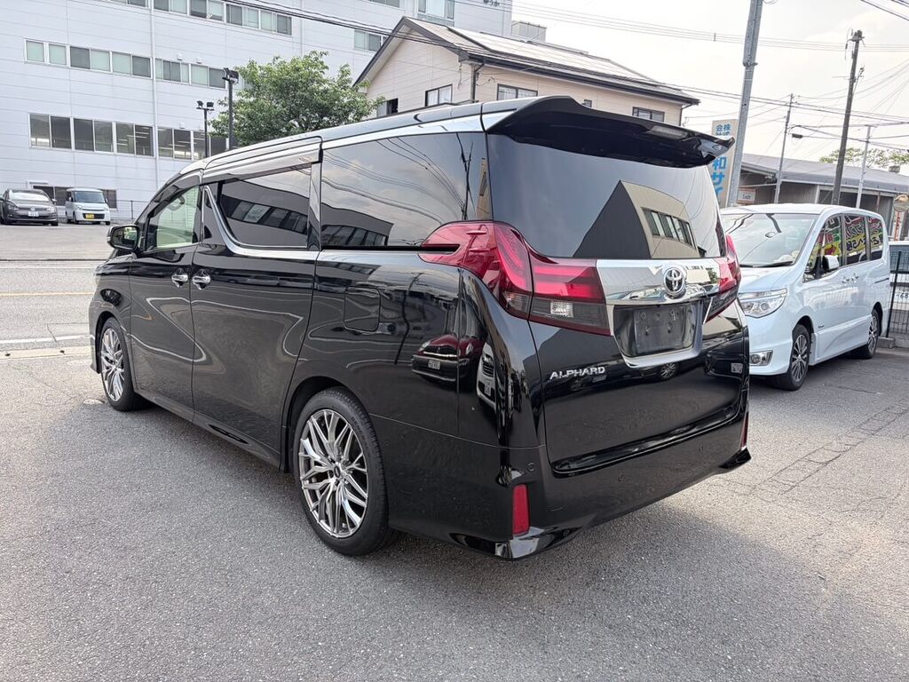 トヨタ アルファード 納車写真 リア①