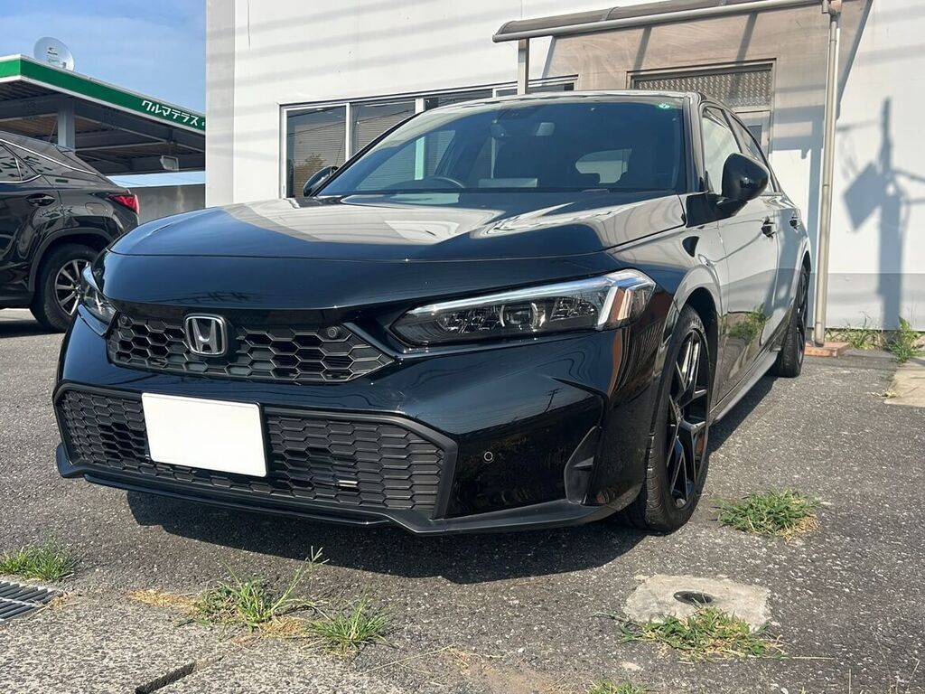 ホンダ シビック クリスタルブラックパール 斜め前方